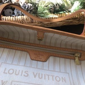 LV Neverfull